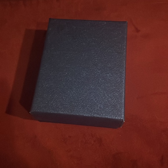 New leopard broach in green n white n black Austraian crystal  n glass - Picture 6 of 6